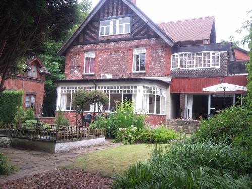 Old Rectory Hotel Bredbury Exterior photo